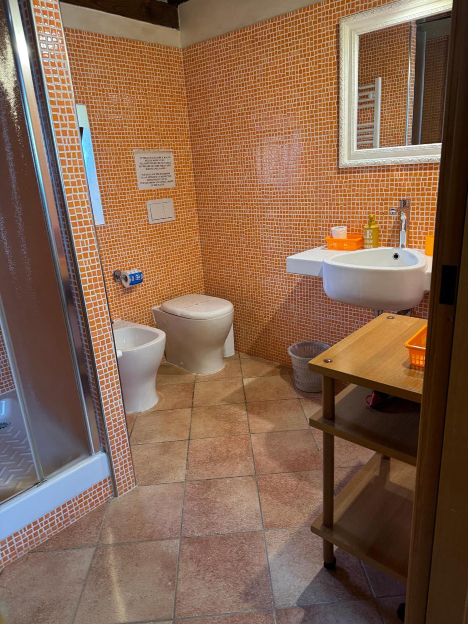 B&B Oasi Di Mamma Clara Latina Eksteriør billede